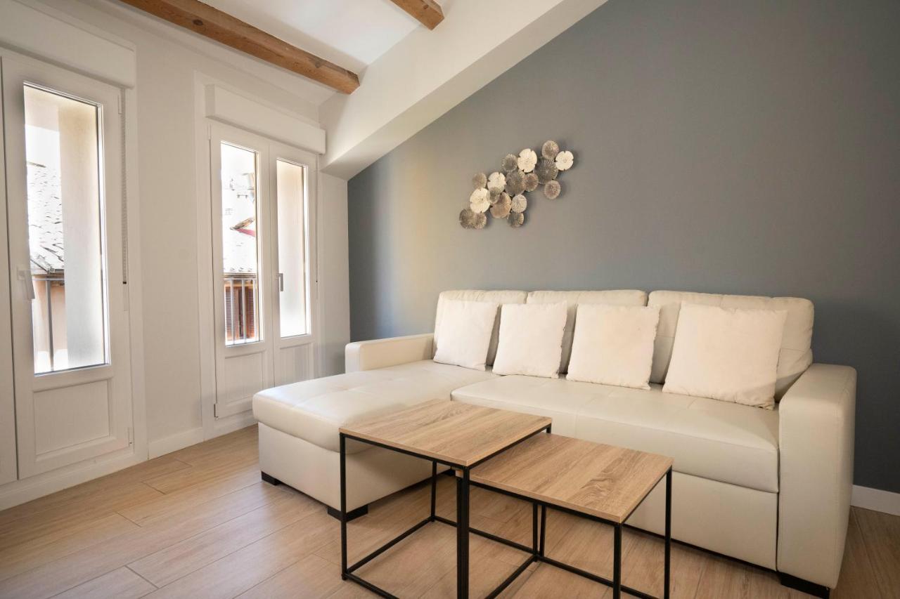 Apartamentos Terraza Ega Естеля Екстериор снимка